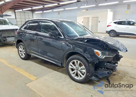 2025 Audi Q3 Premium S Line 45 z USA, uszkodzony, nr VIN WA1DECF39S1016047